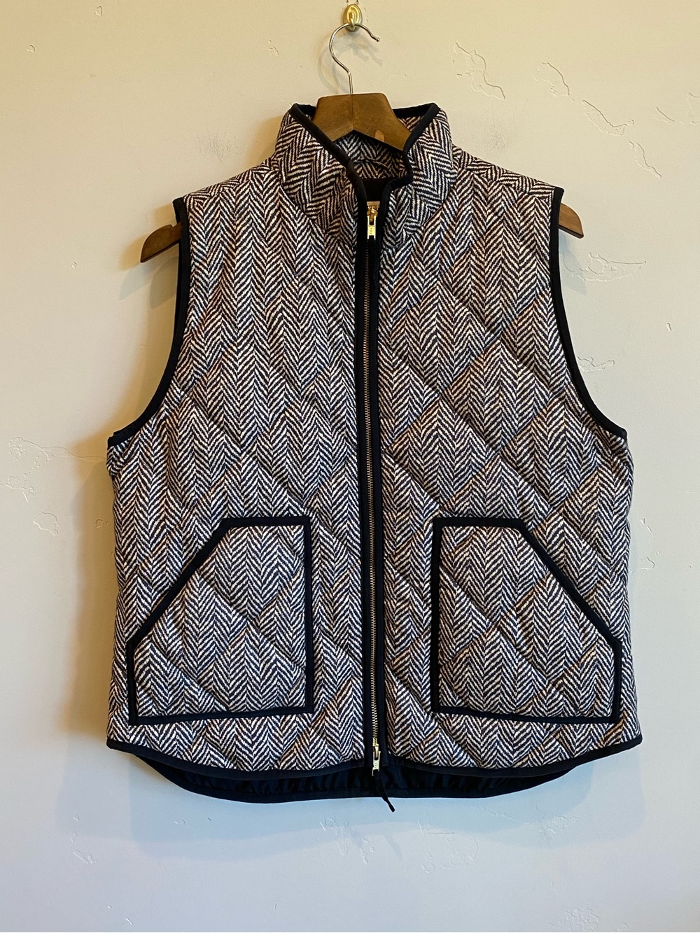 J.CREW Classic Herringbone Excursion Quilted Puffer Vest